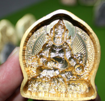 Blessing buddha Molding atau Cetakan Amulet Buddha Zambala  Yellow Zambala