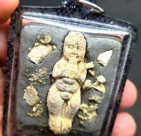 Blessing buddha Mae Lim