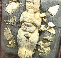 Blessing buddha Mae Lim